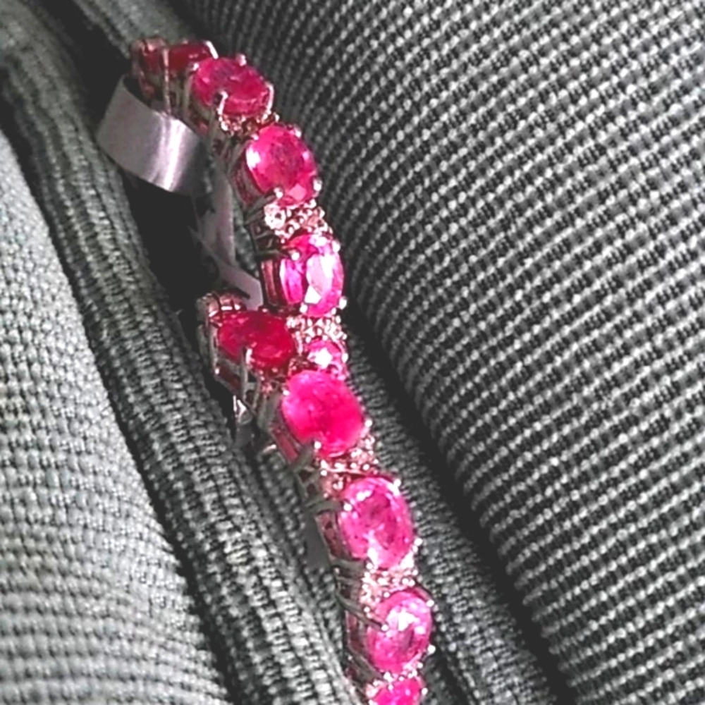 🌺ILAKAKA HOT PINK SAPPHIRE EARRING'S 🌺 - Picture 2 of 6